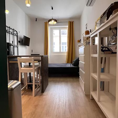 Studio 20 M2 Pour 2 Personnes Марсилия Екстериор снимка